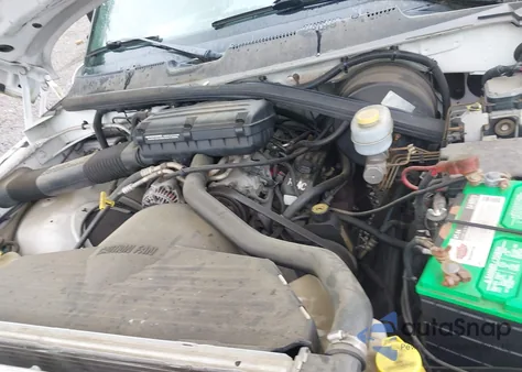 2001 Dodge Ram 1500 from USA, damaged, VIN 1B7HC16X41S748258